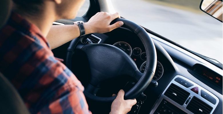 Pourquoi les angevins utilisent moins leur voiture ?